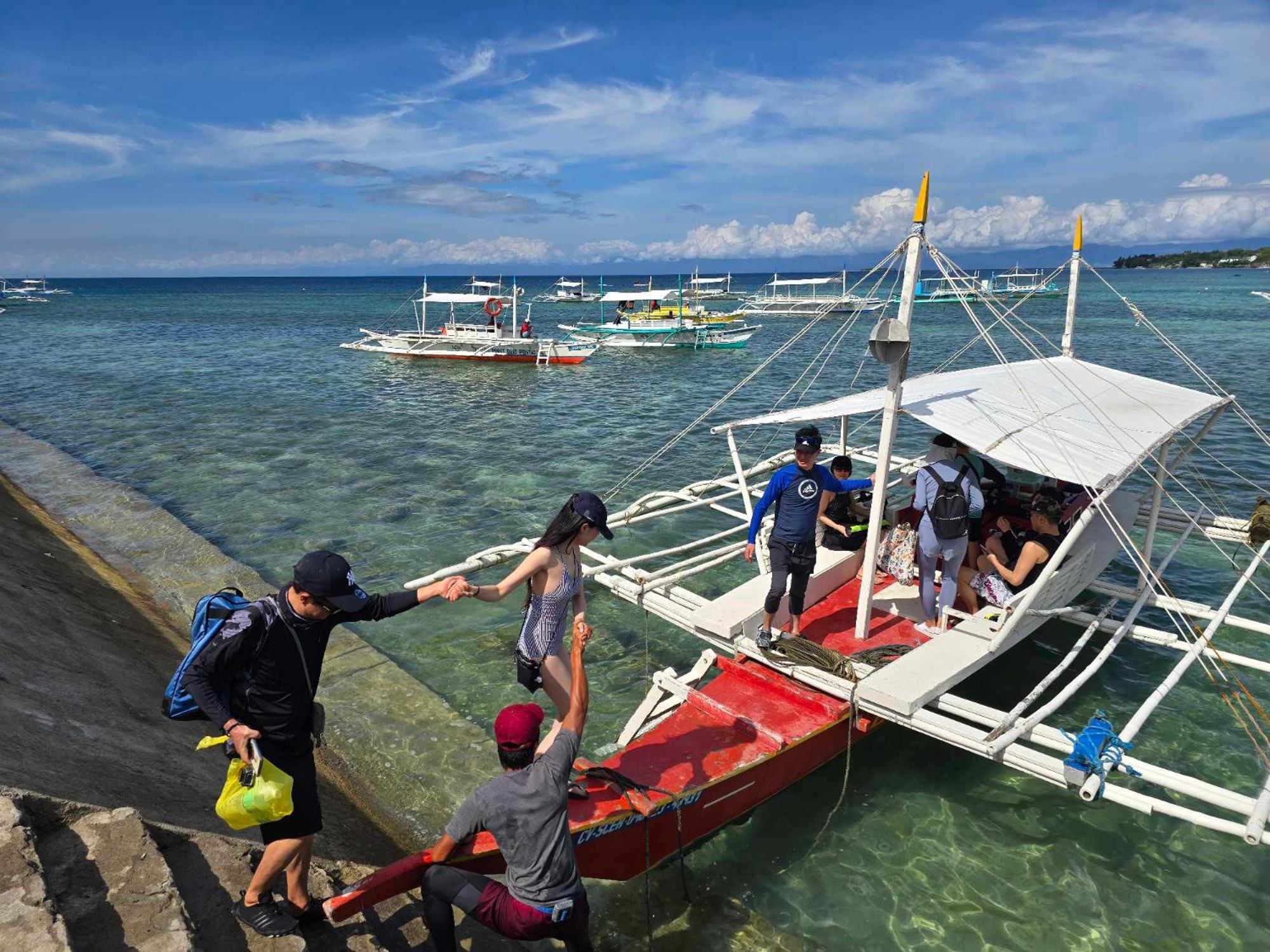 Cherepakha Dive Moalboal Bagian luar foto